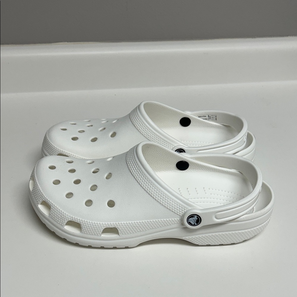 Crocs | White Clogs